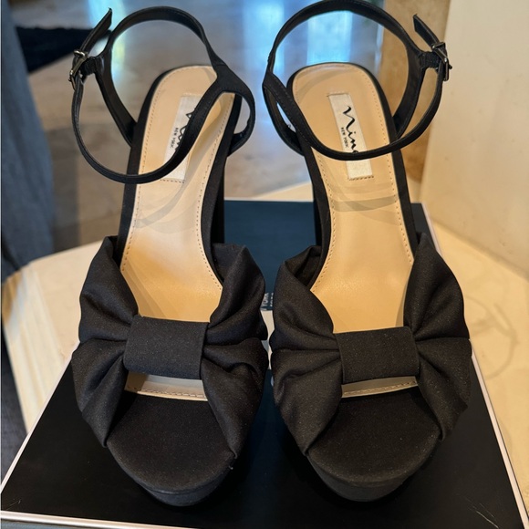 NEW NINA STILETTO BLOCK-HEEL PLATFORM SANDAL SIZE 10 - Picture 2 of 6